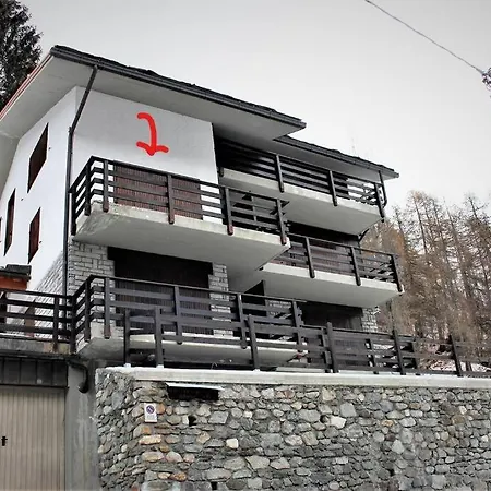 Evette : Sole, Sport, Relax E Cibo Genuino Apartment