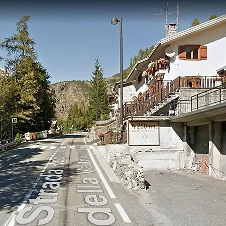 Apartment Evette : Sole, Sport, Relax E Cibo Genuino Valtournenche